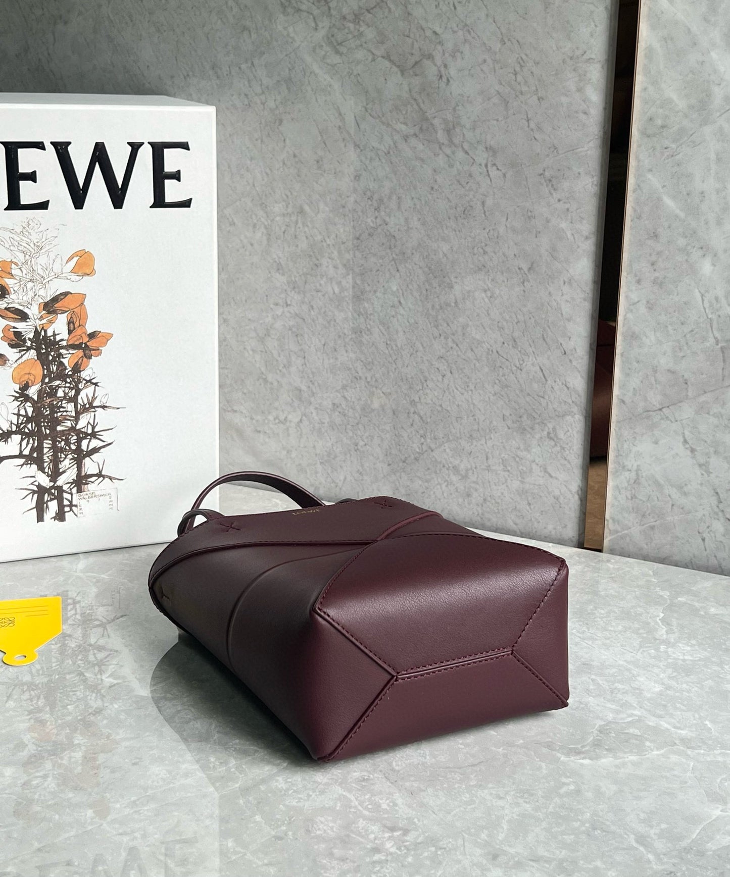 Loewe Puzzle Fold Tote Bag(20x16.5x9.5cm)