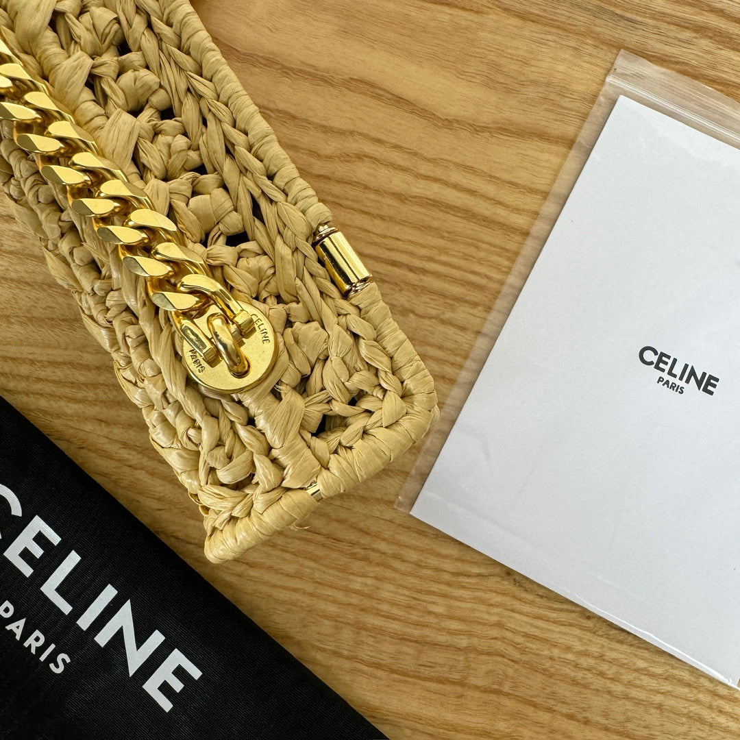 Celine Triomphe