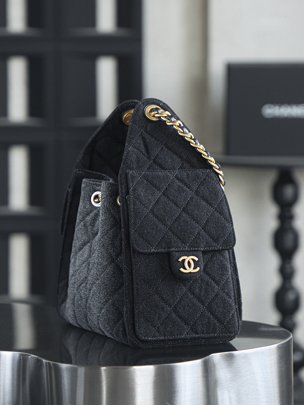 Chanel Shoulder 25Bag (small)