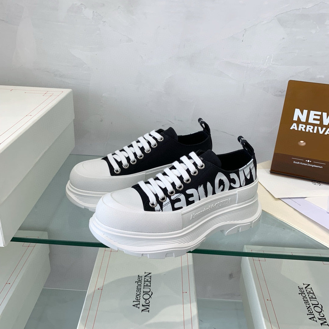 Alexander McQueen Sneakers