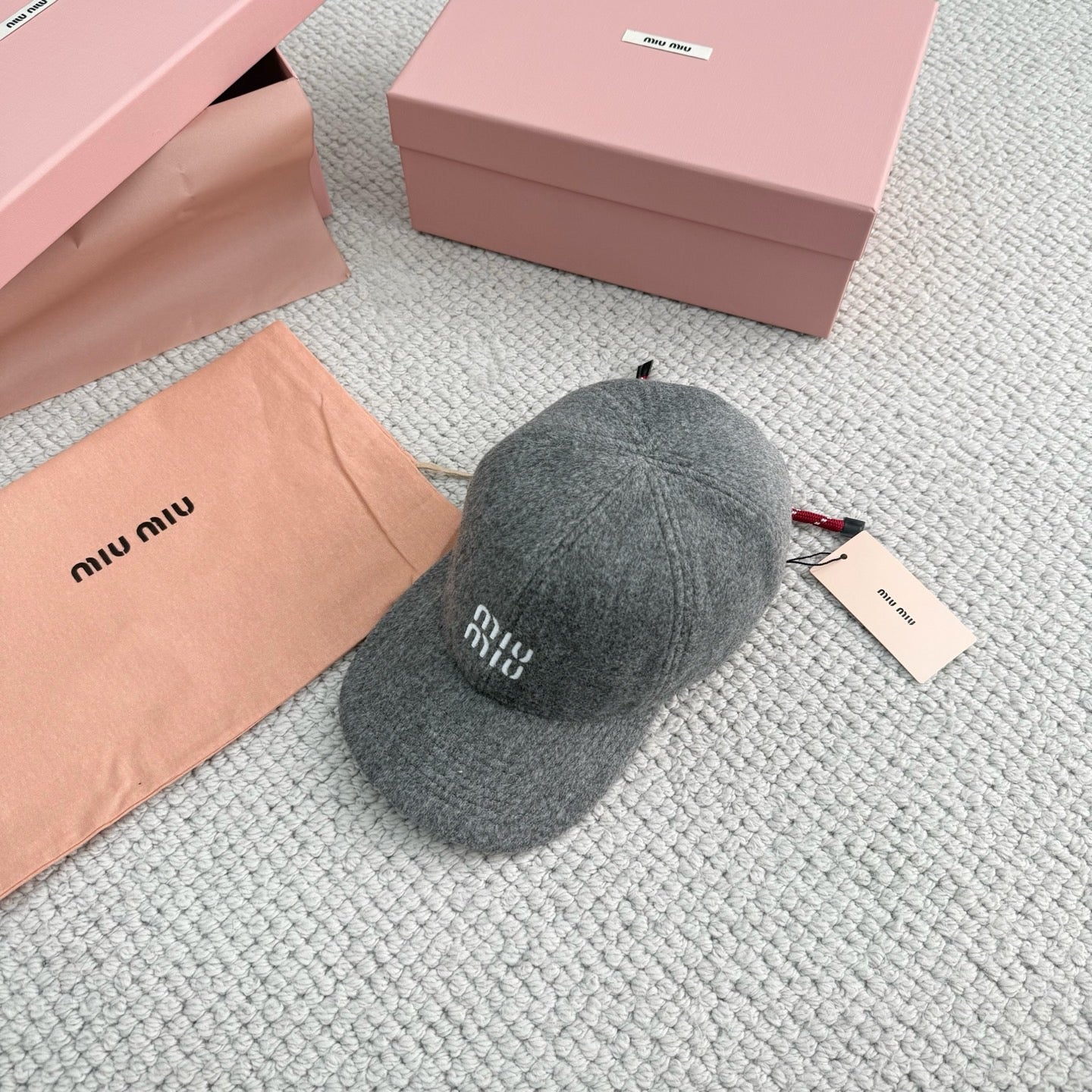 Miu Miu Caps