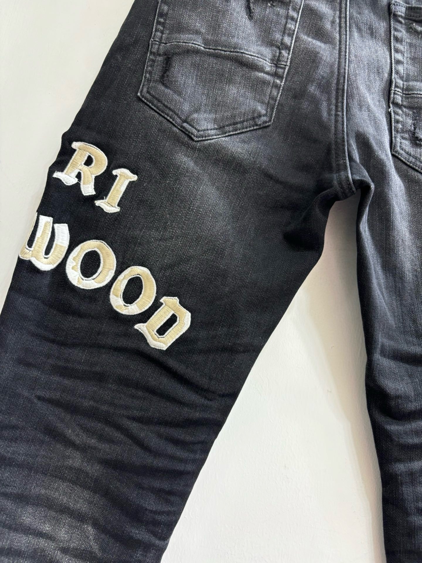 Amiri Jeans