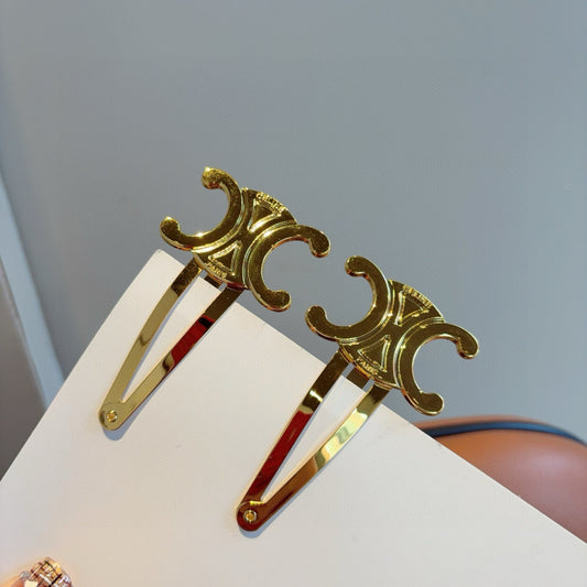 Celine Hairpin
