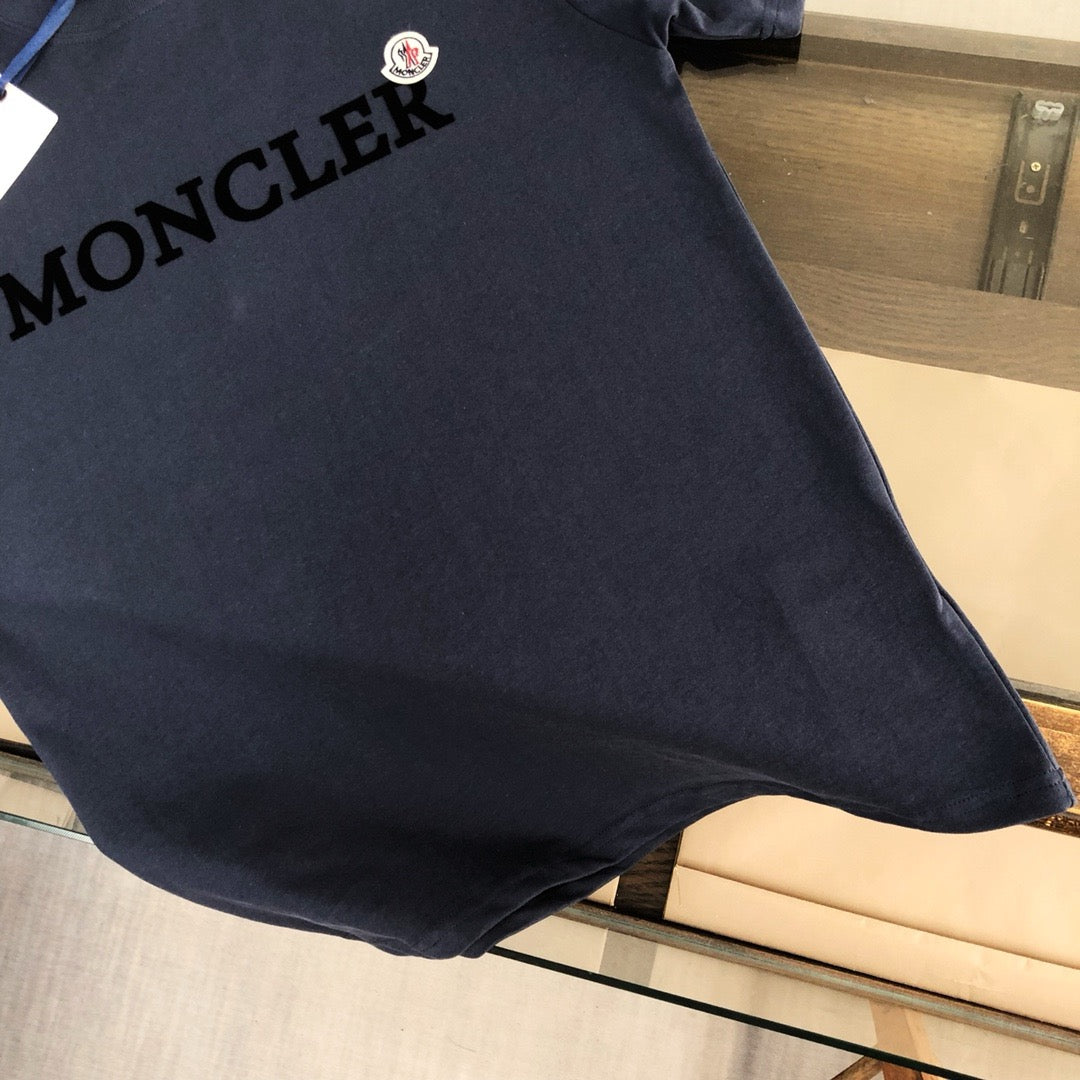 Moncler T-shirt