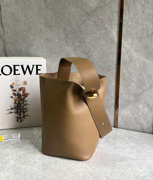 Loewe Pebble Bucket Bag(24.5x23.5x28cm)