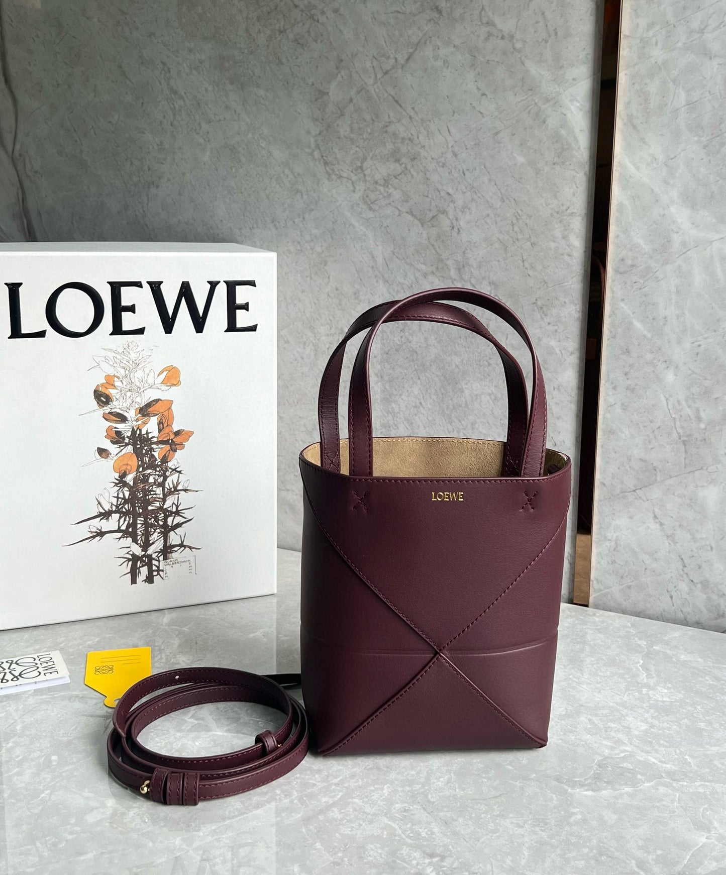 Loewe Puzzle Fold Tote Bag(20x16.5x9.5cm)
