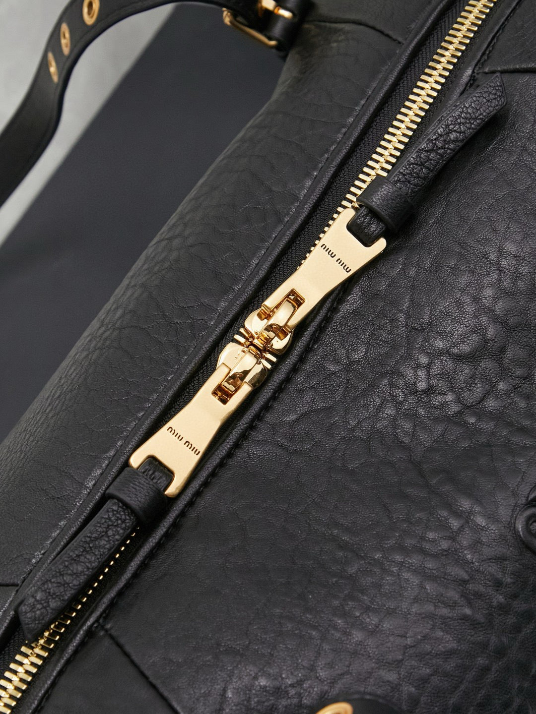 Miu Miu Shoulder Bag 40x20x15cm