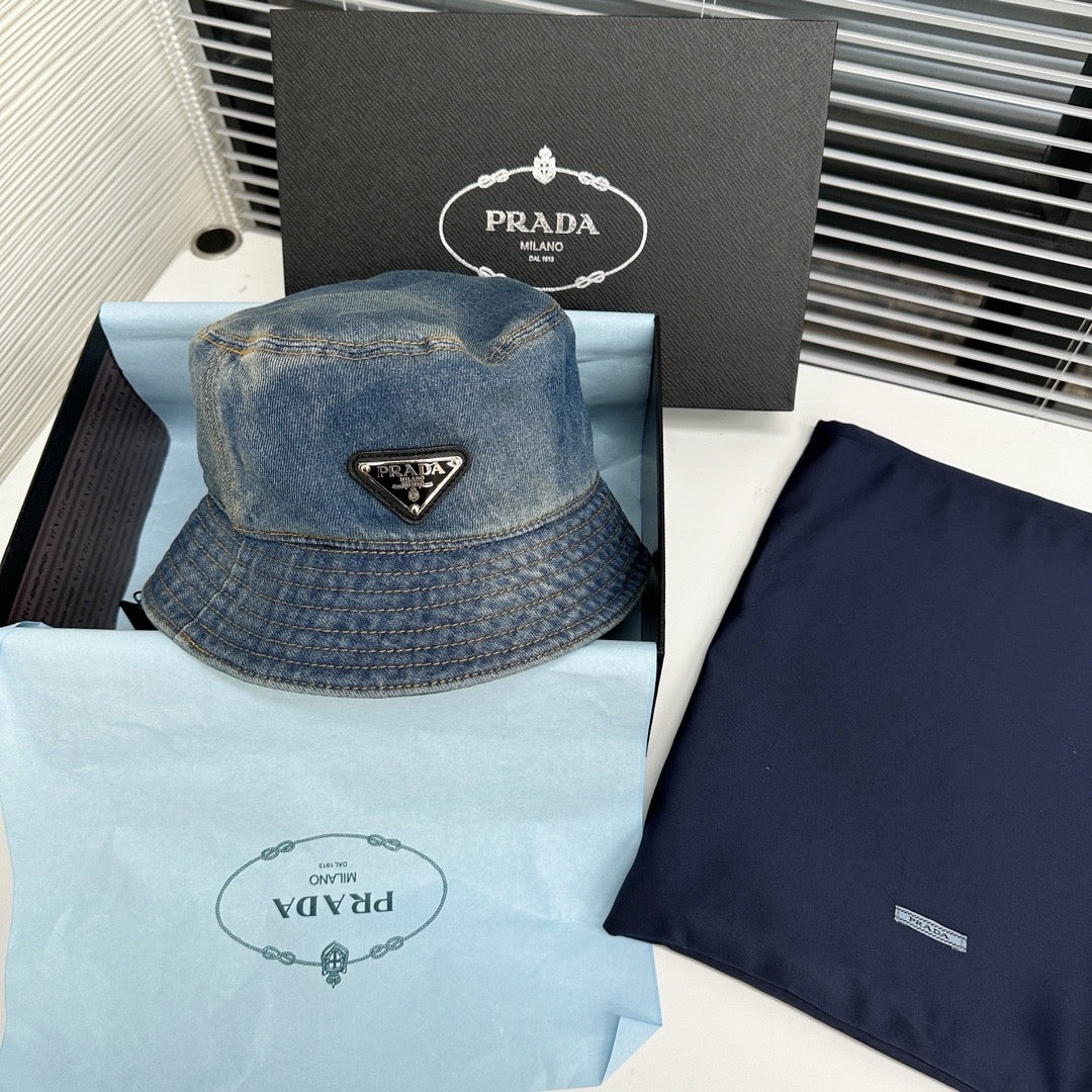 Gorra Prada