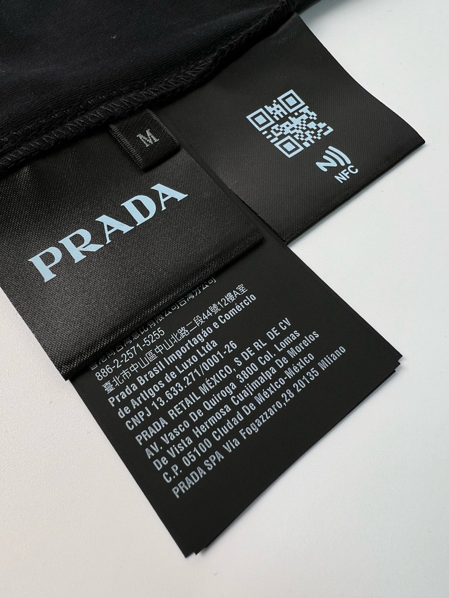 Camiseta Prada