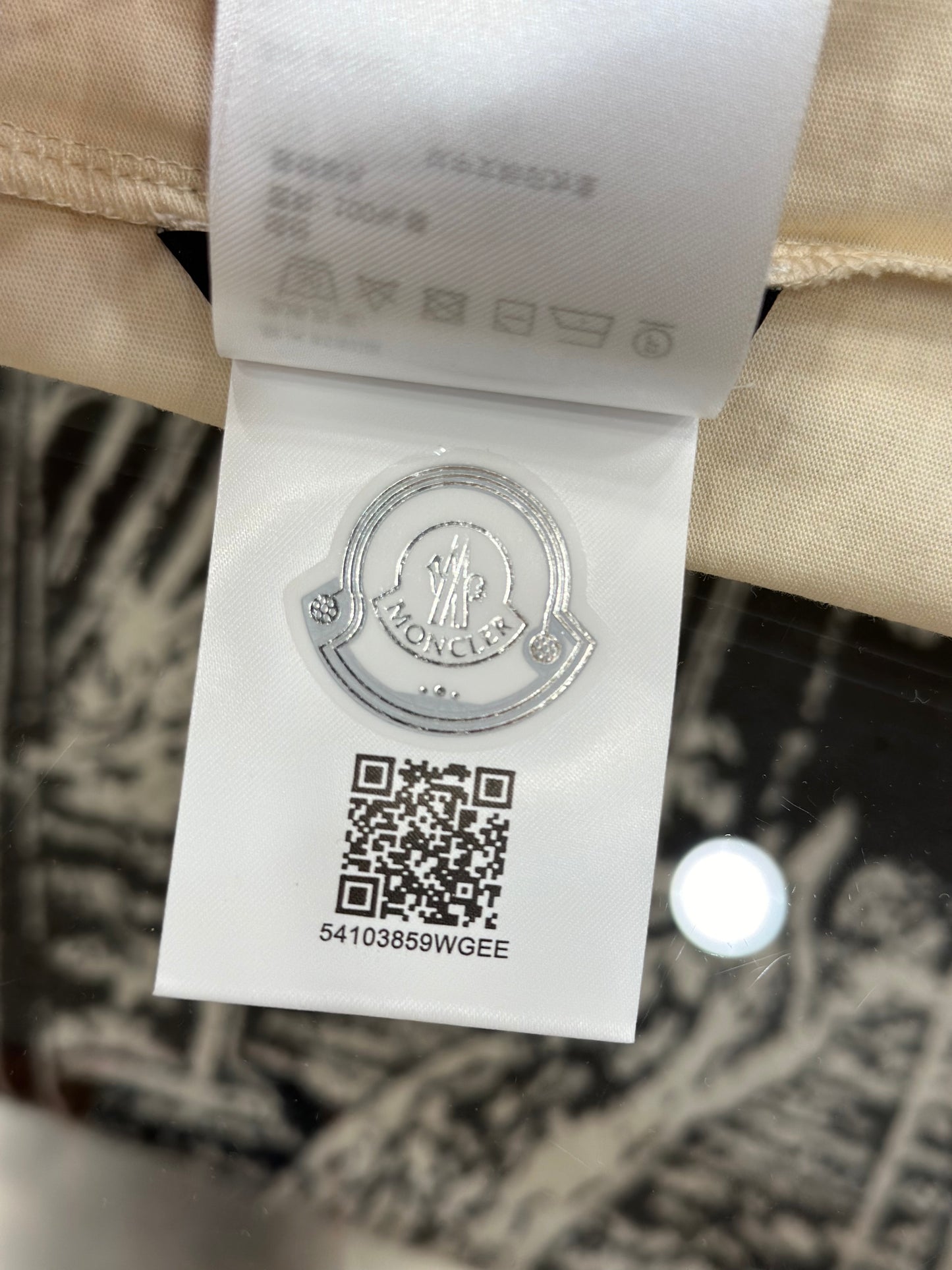 Moncler T-shirt