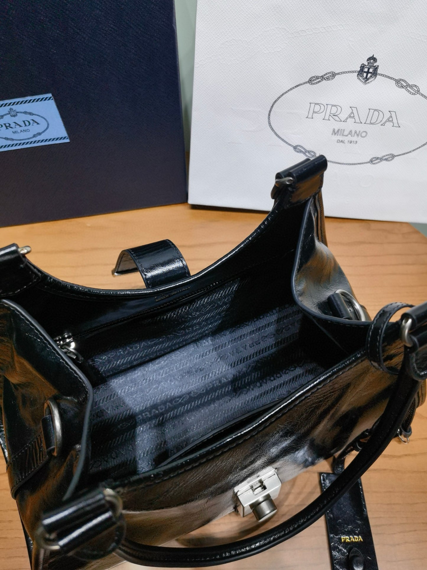 Prada Handbag 42x28x20cm
