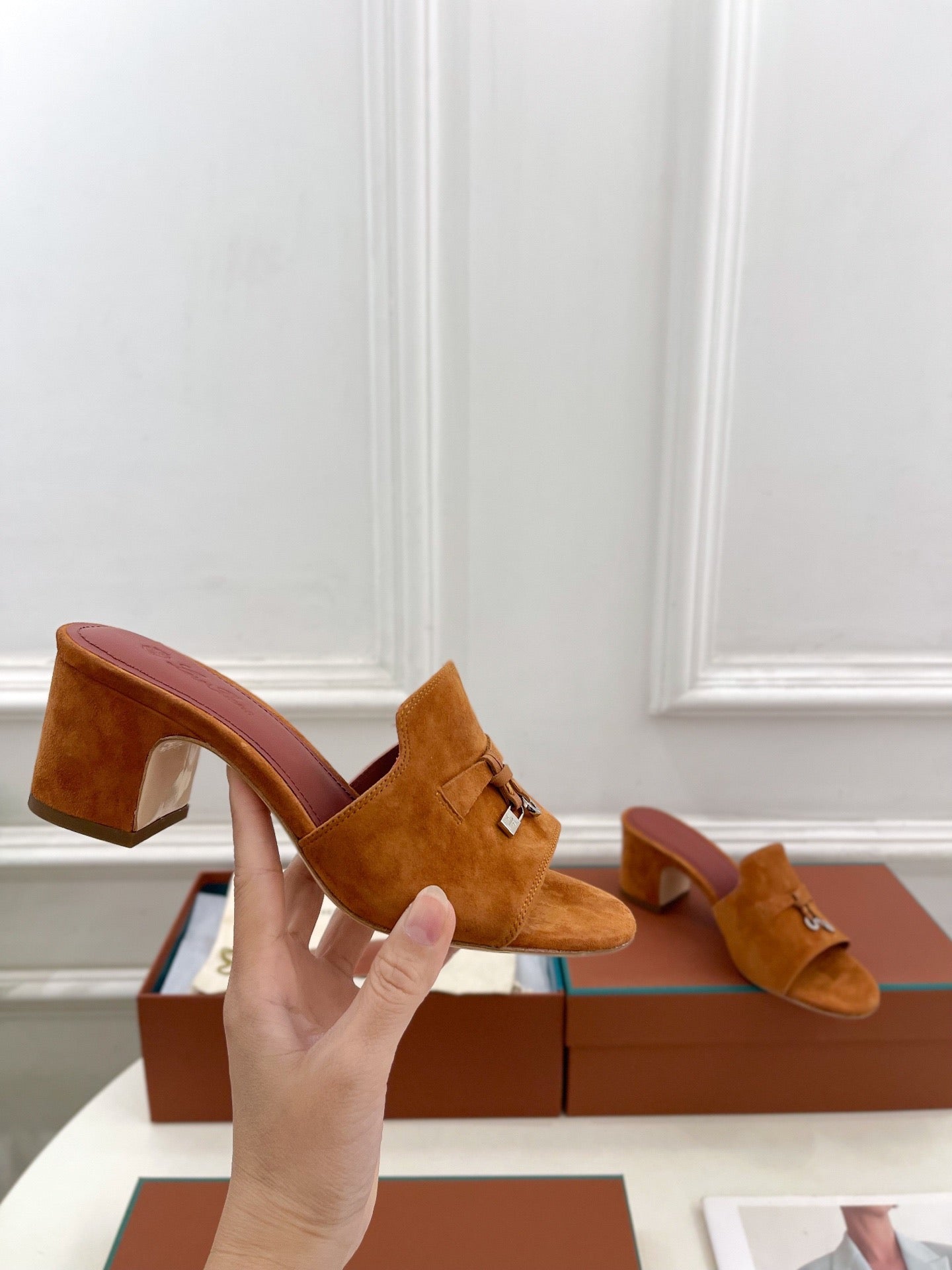 LP Sandals