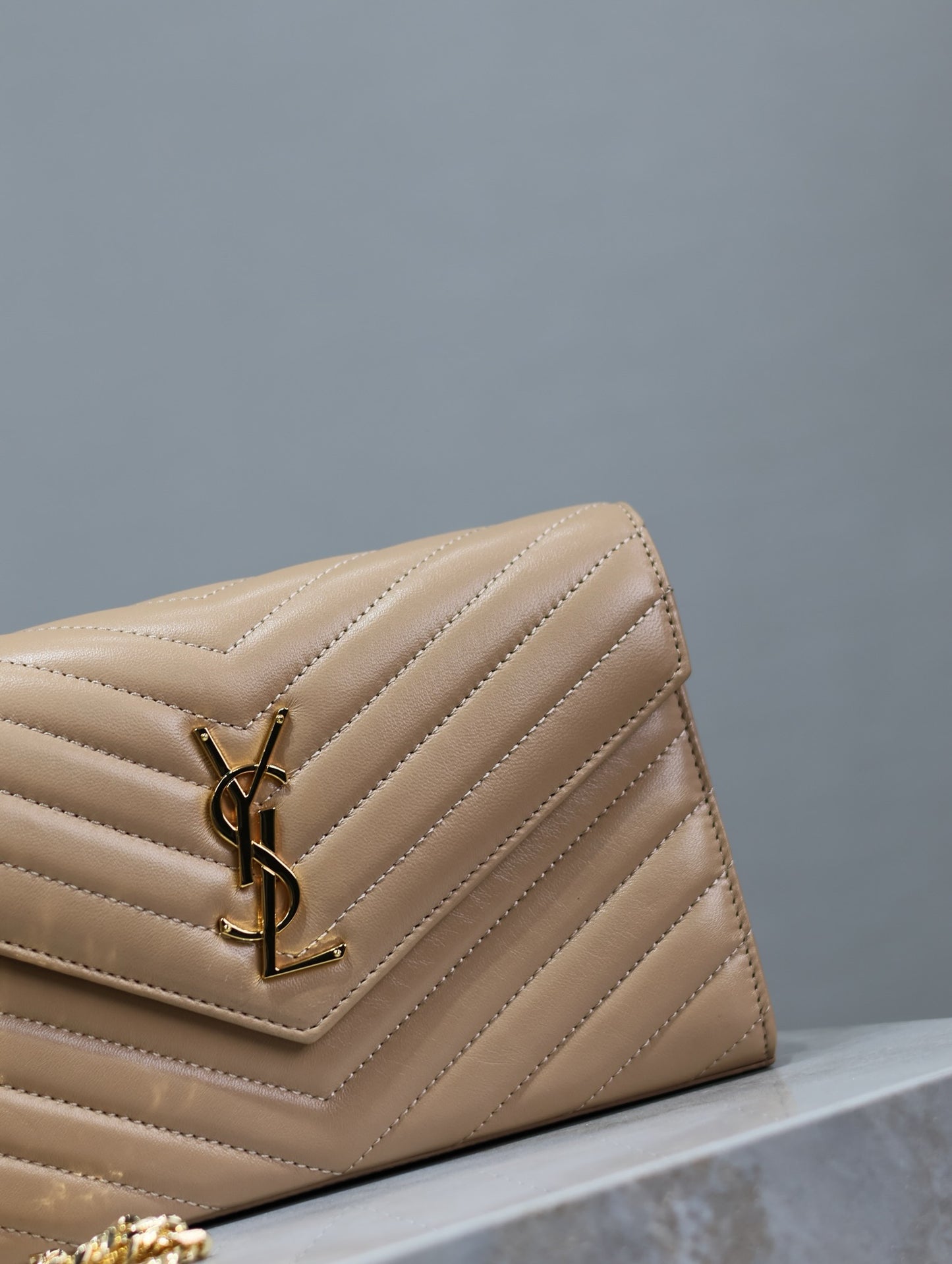 YSL Envelope 22.5cm