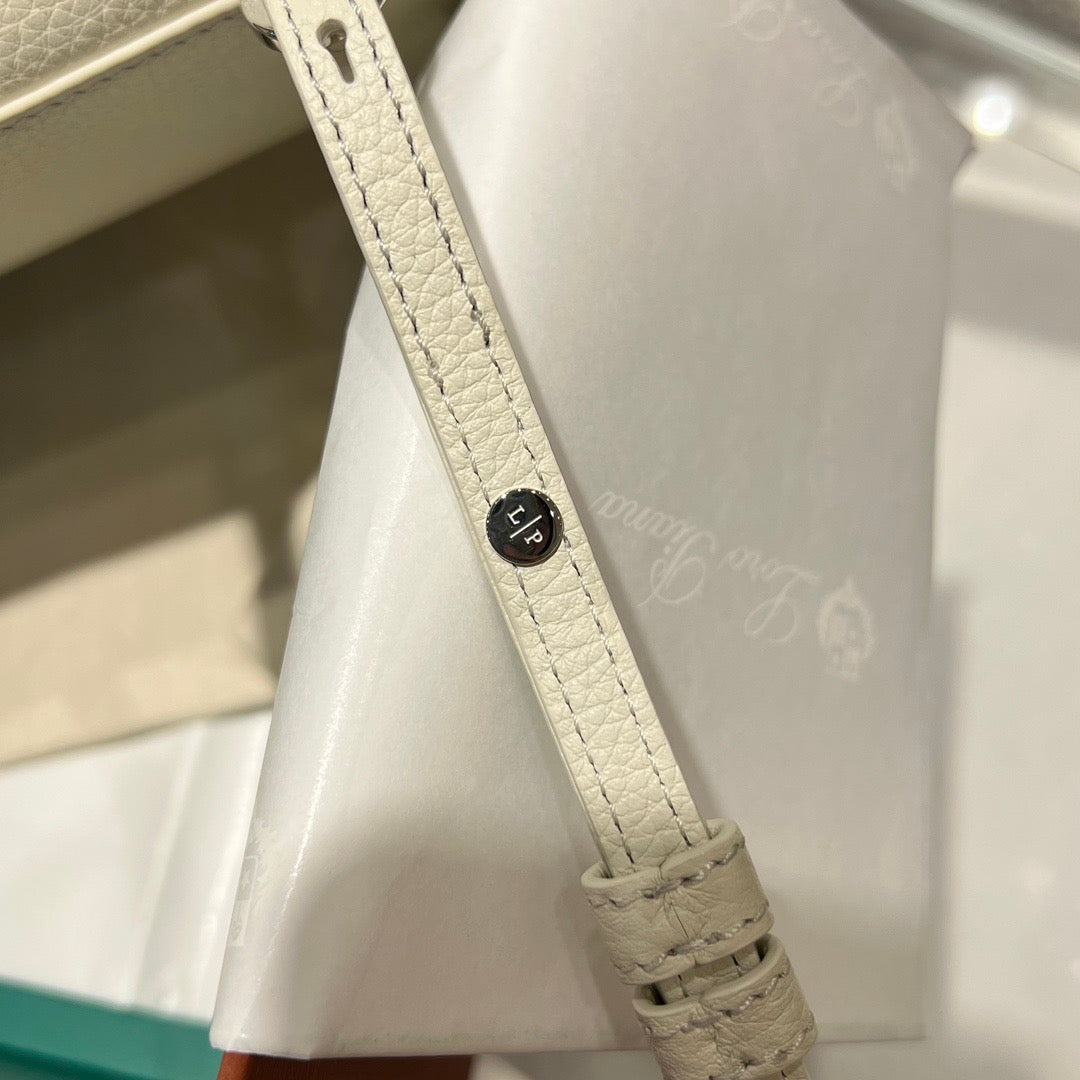 LP Extra Pocket L23.5 Backpack