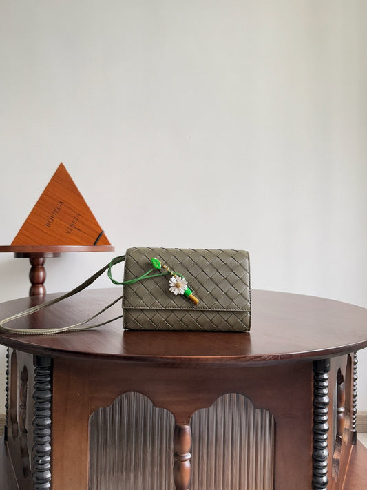 Bottega Veneta Andiamo Shoulder Bag