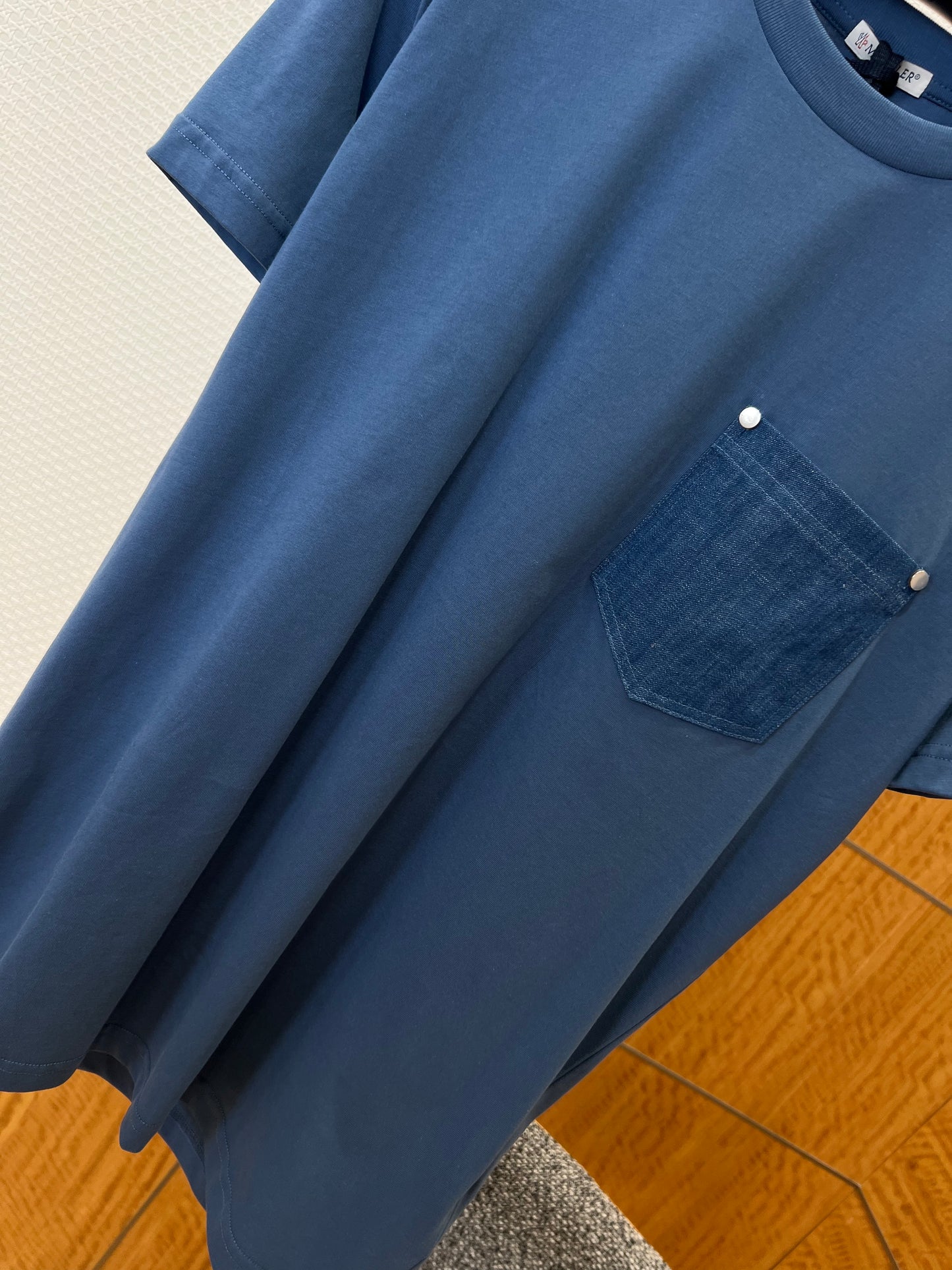 Moncler T-shirt