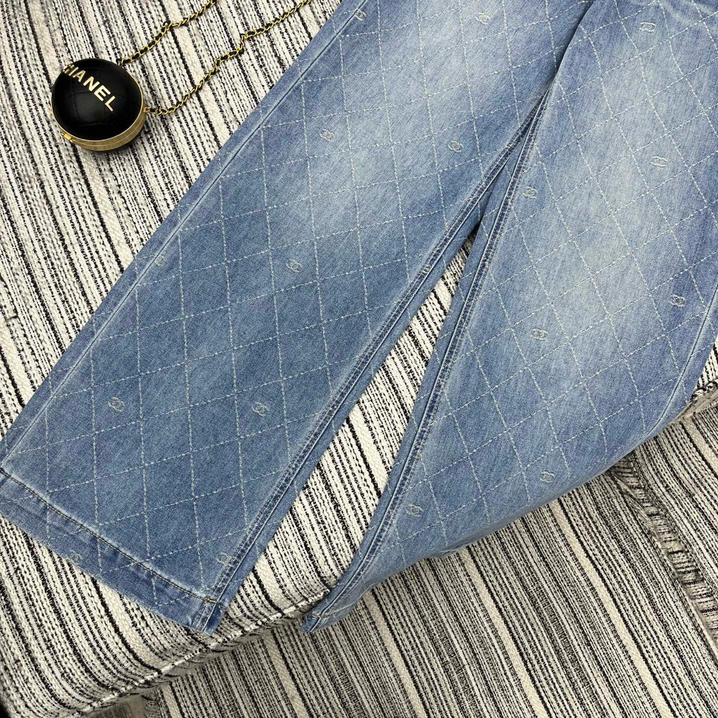 Chanel Jeans