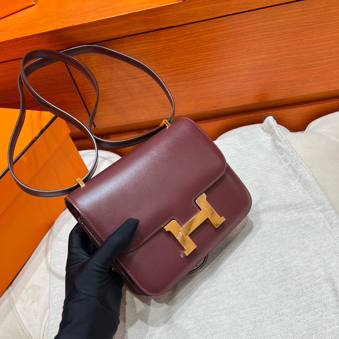 Hermes Constance 19