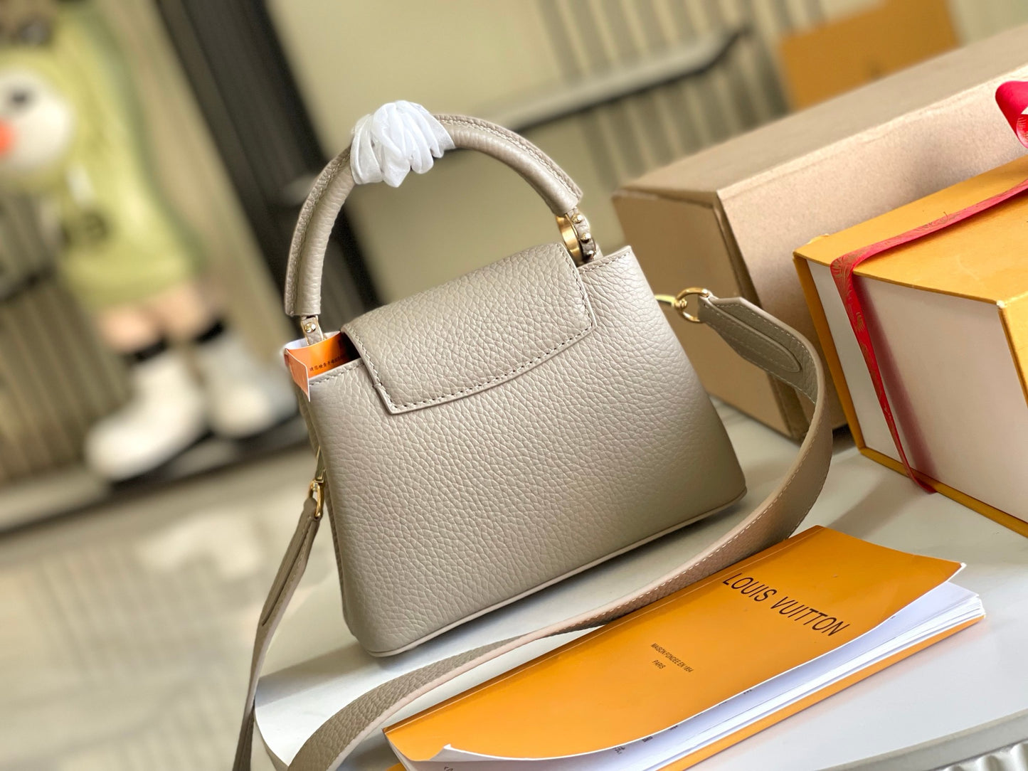 LV Capucines M59433