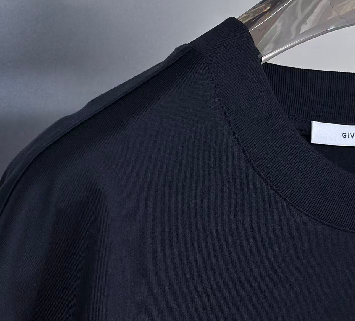 Givenchy T-Shirt