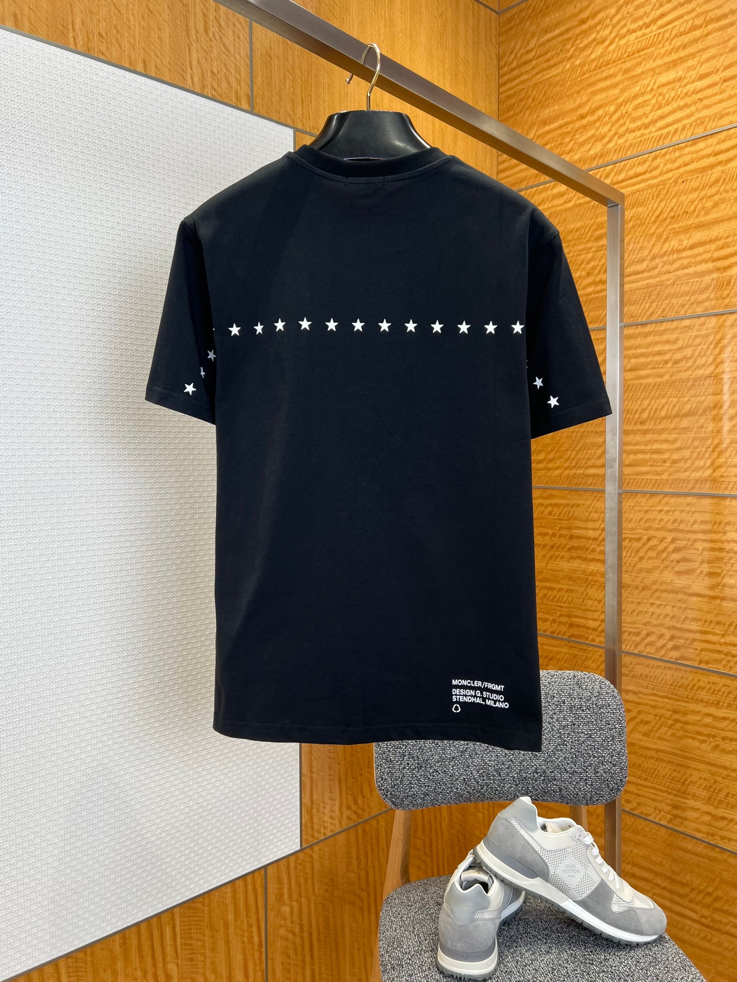 Moncler T-shirt