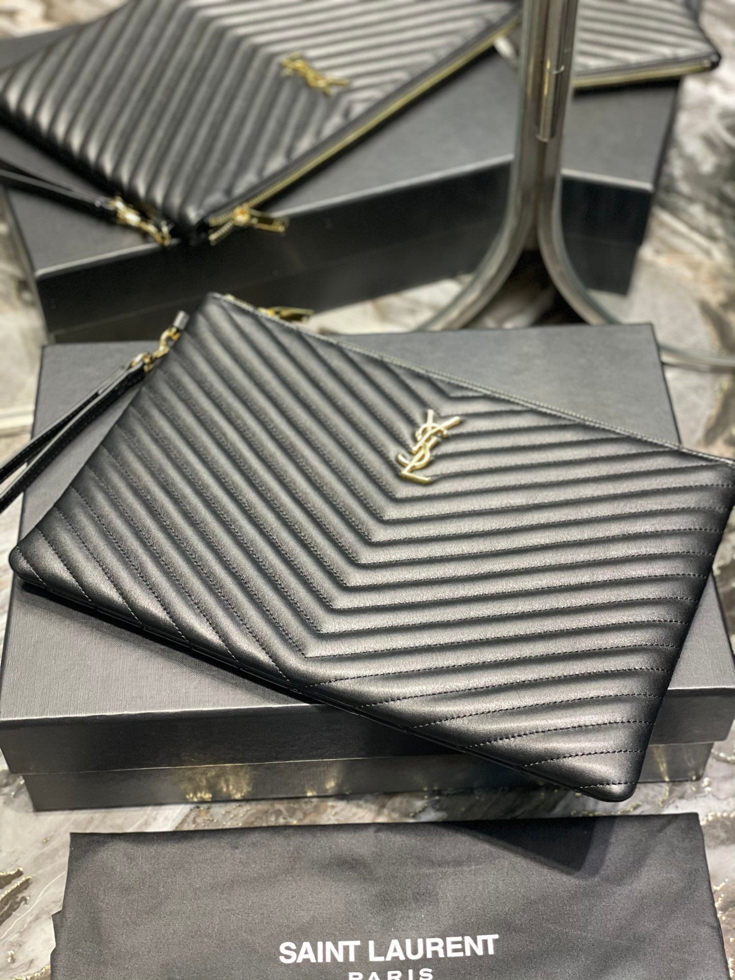 YSL Wallet 36x24.5x2.5cm