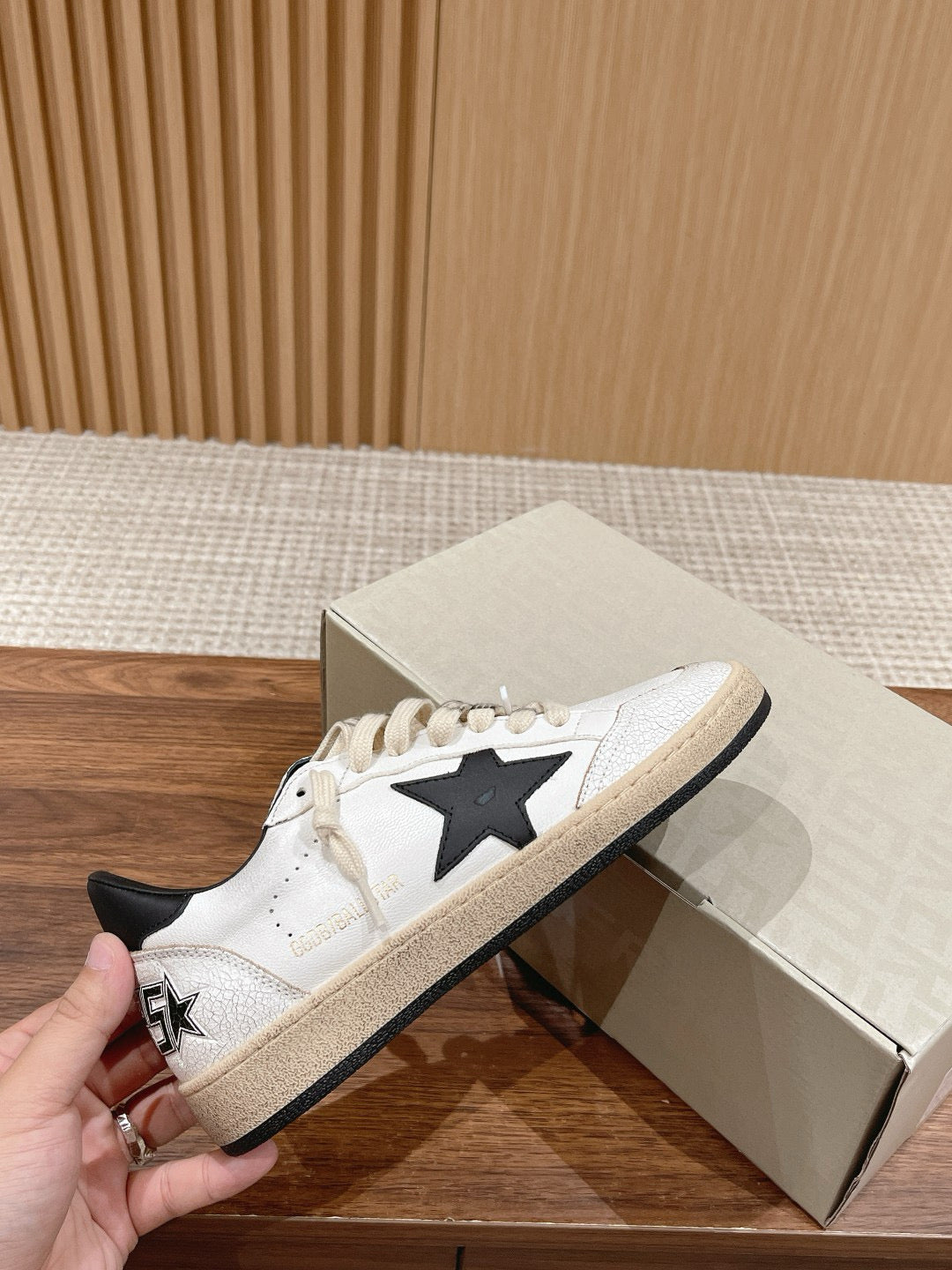 Golden Goose Sneaker