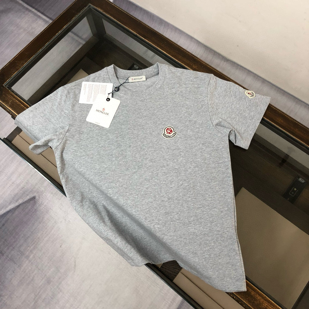 Moncler T-shirt