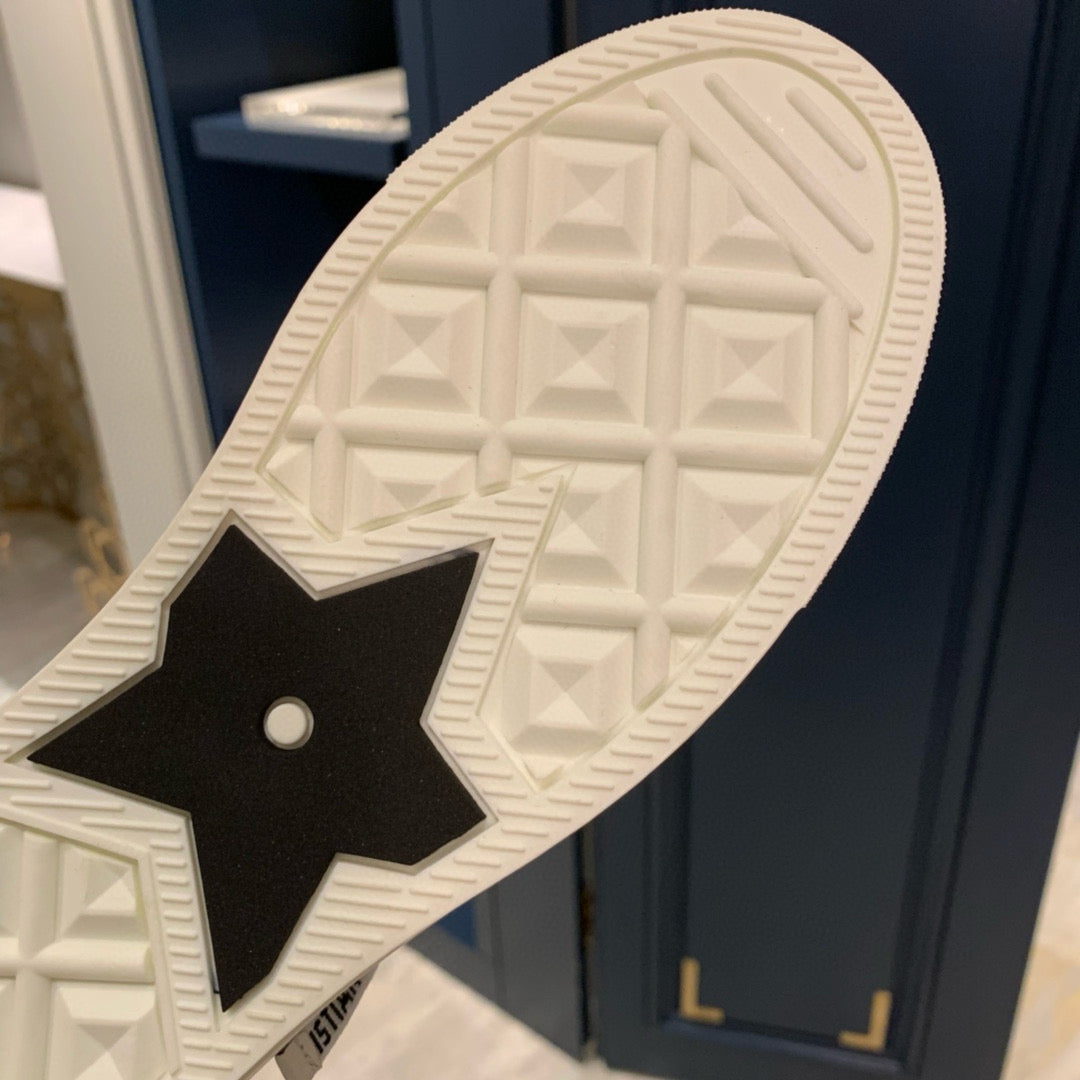 Dior Sneakers