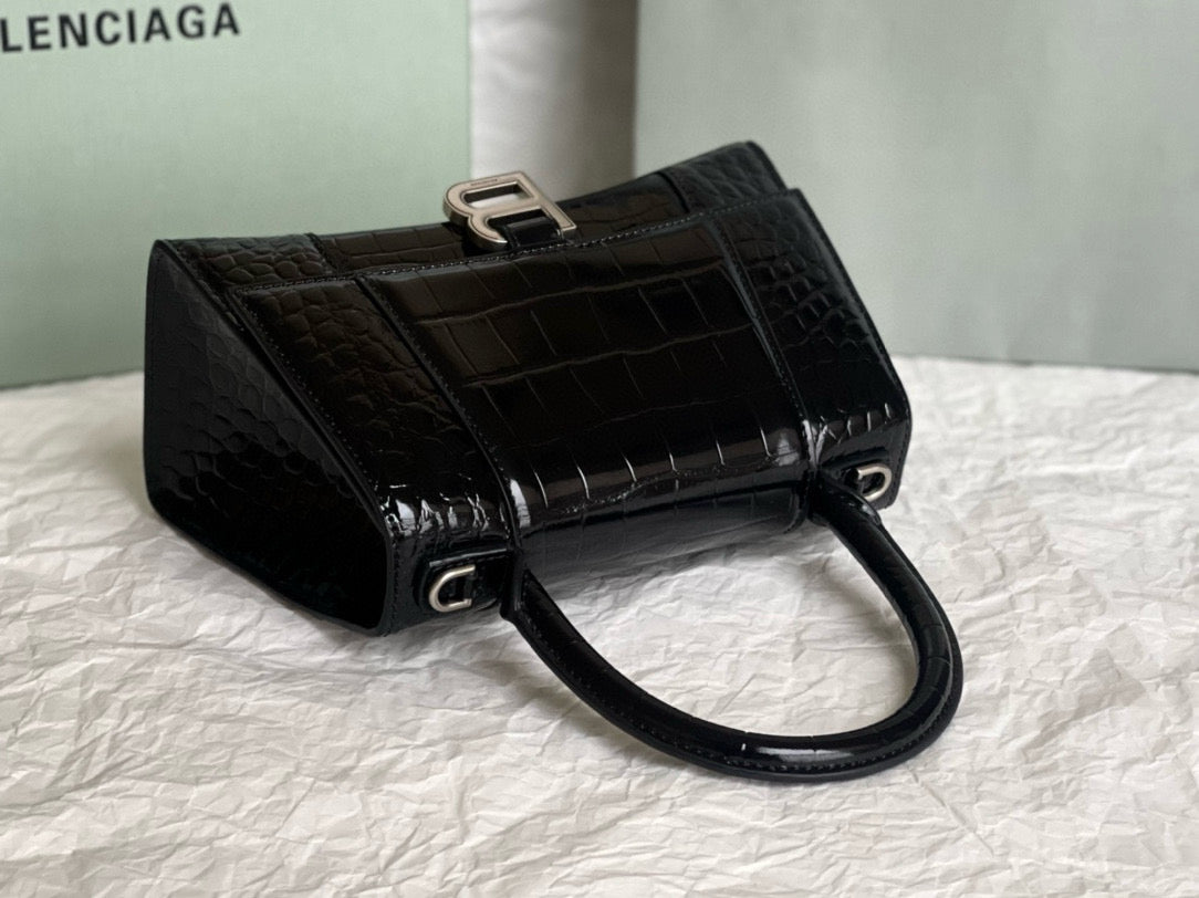 BLCG Hourglass Crocodile Top-handle Handbag
(23x10x24cm)