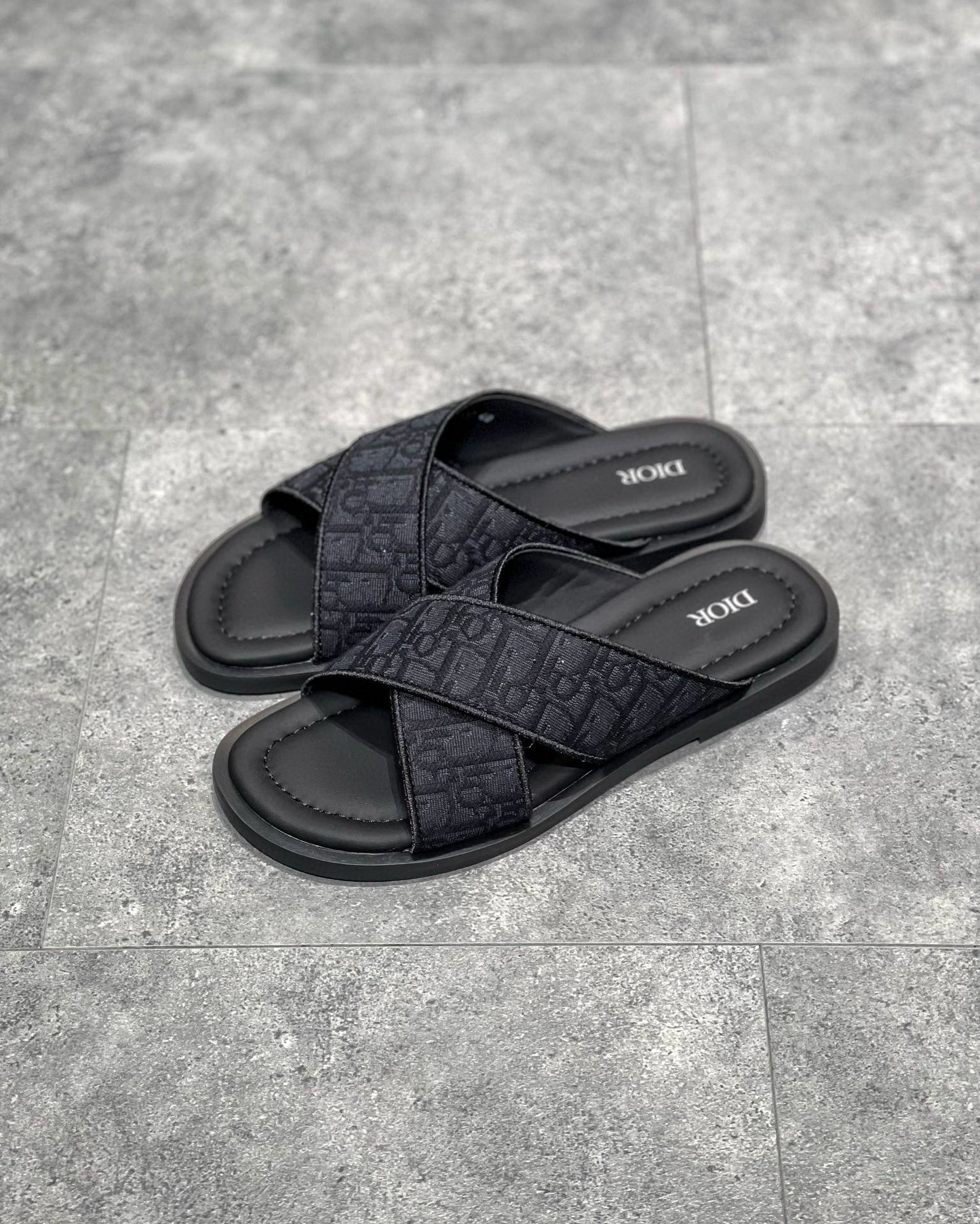 CD SANDALS