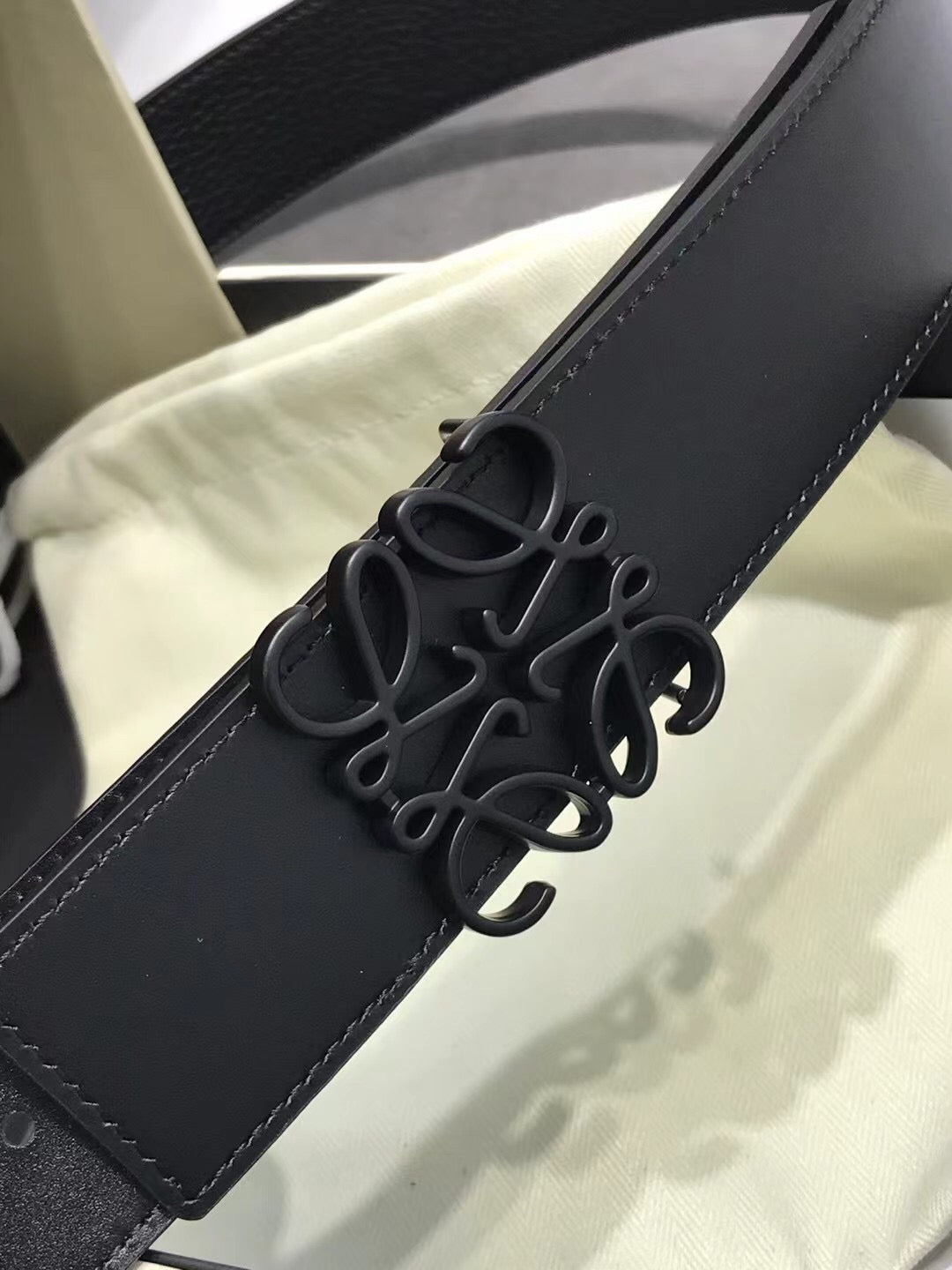 Loewe Belt