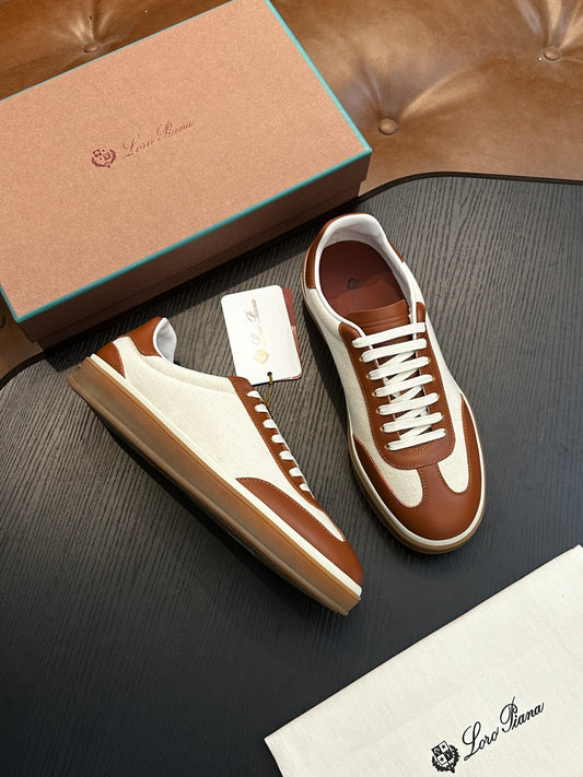 LP Sneakers