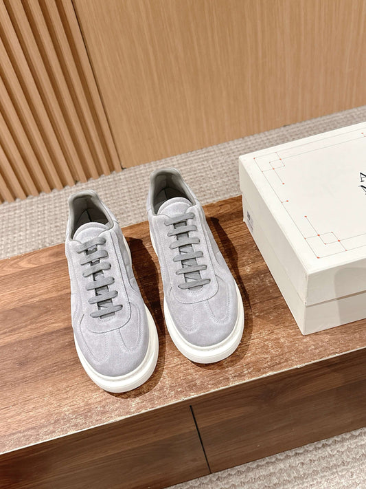 Alexander McQueen Sneakers