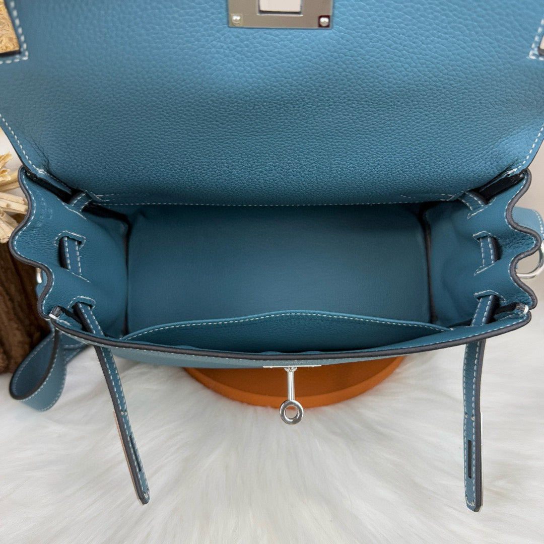 Hermes Messenger Bag