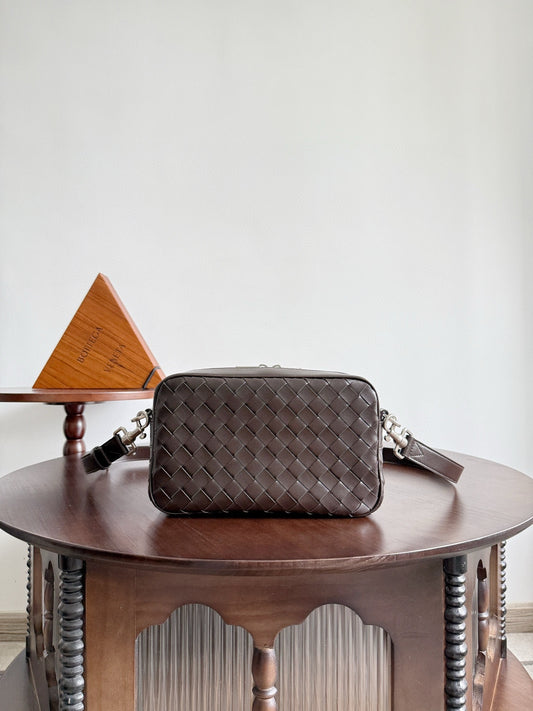 Bottega Veneta Messenger Bag