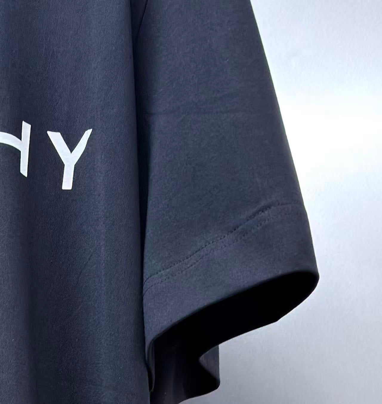 Givenchy T-Shirt