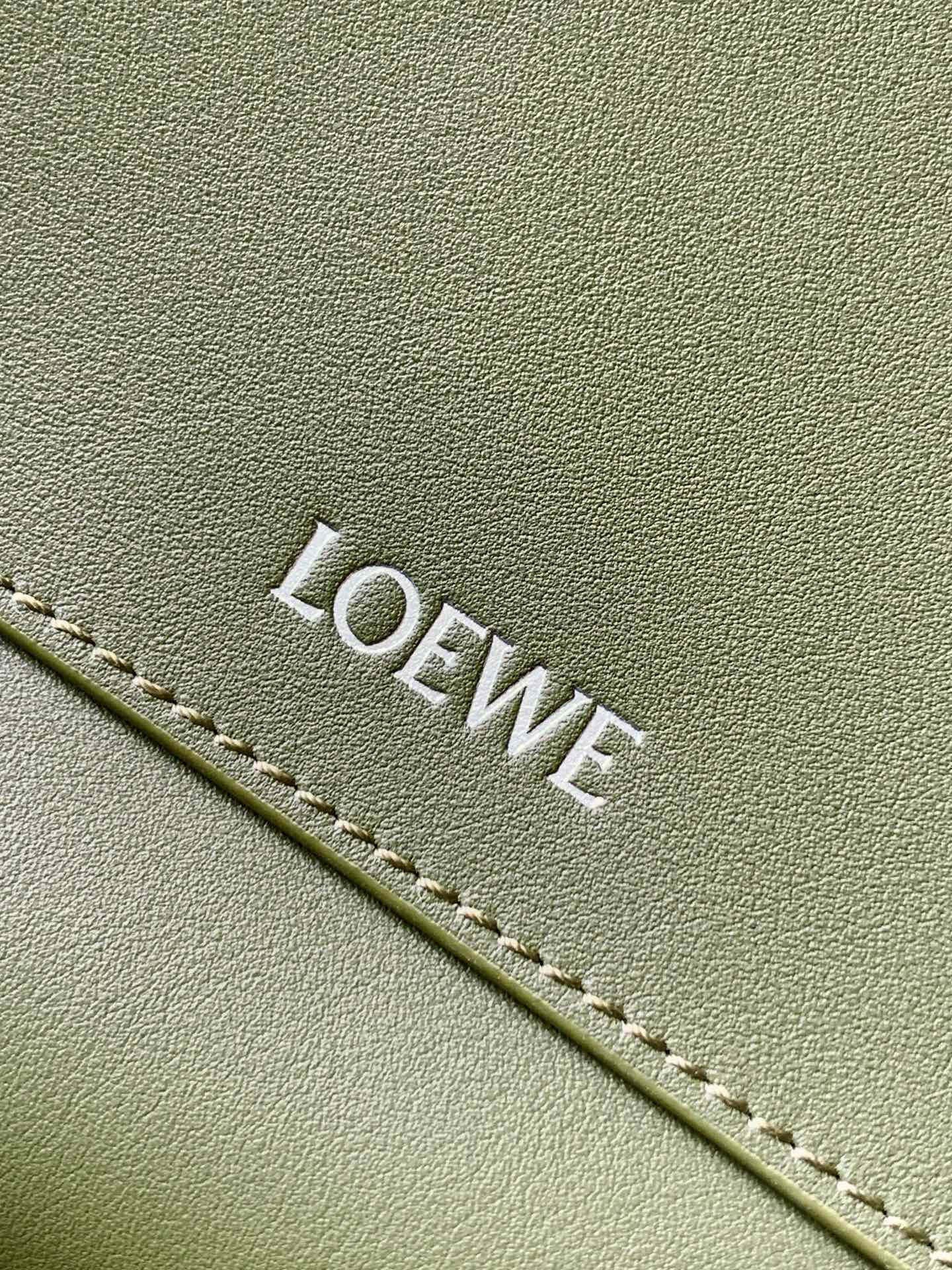 Loewe Messenger Bag