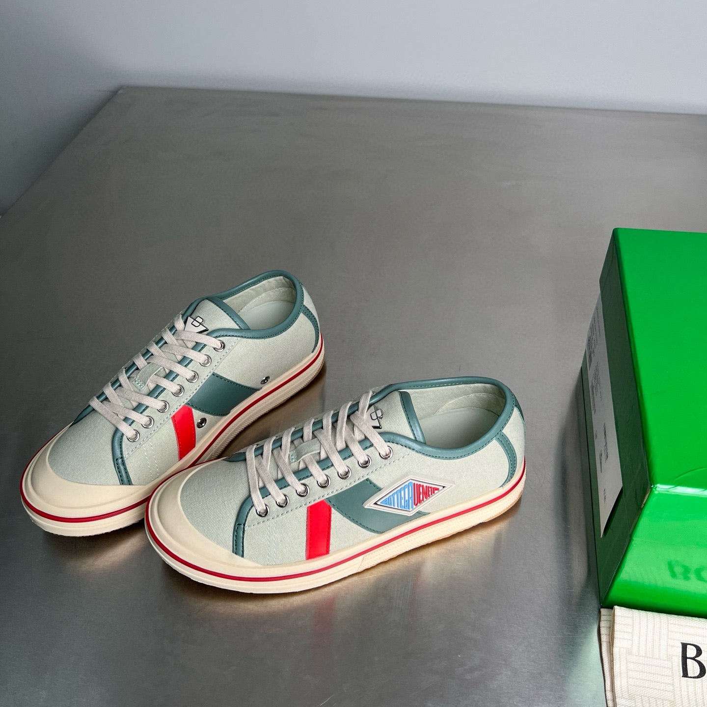 BV Sneakers