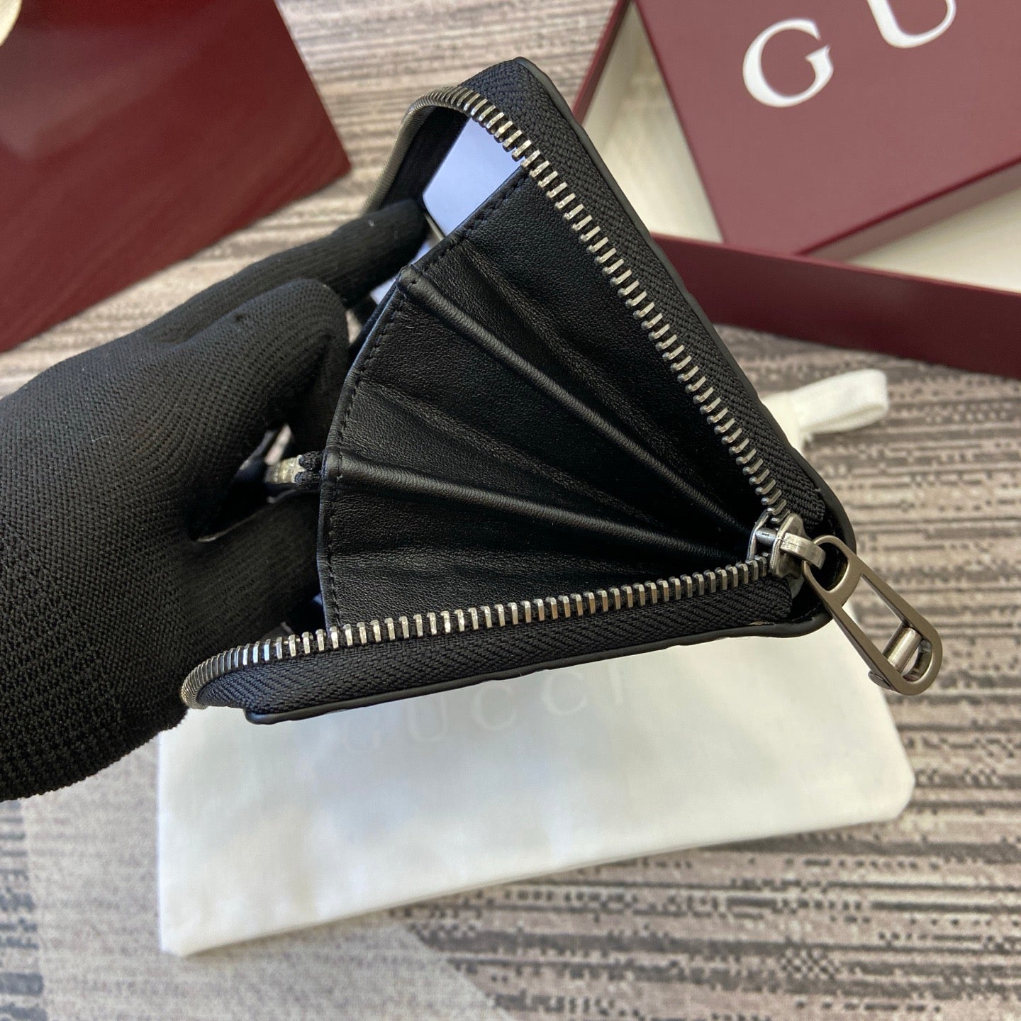 Gucci Long Zipped Wallet