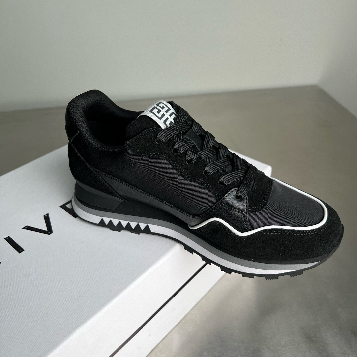 Givenchy Sneakers