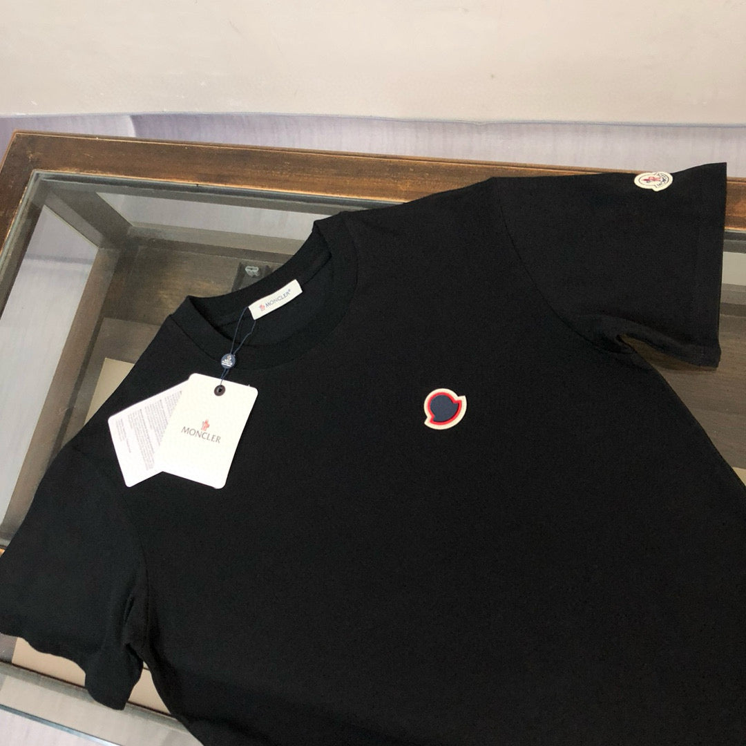 Moncler T-shirt