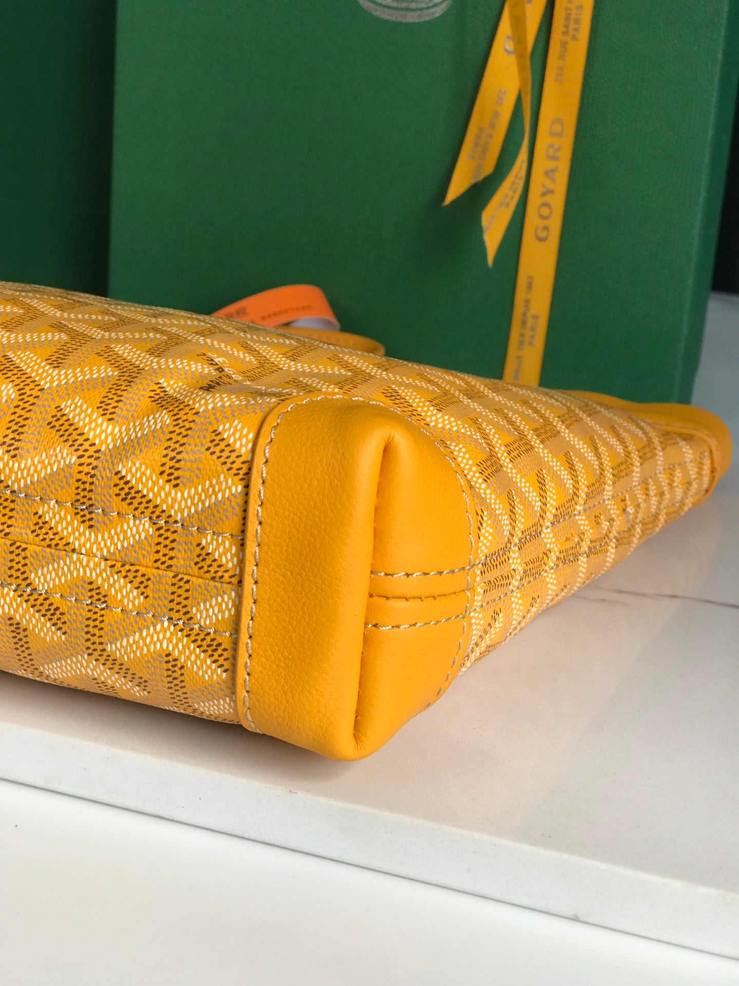 Goyard Conti