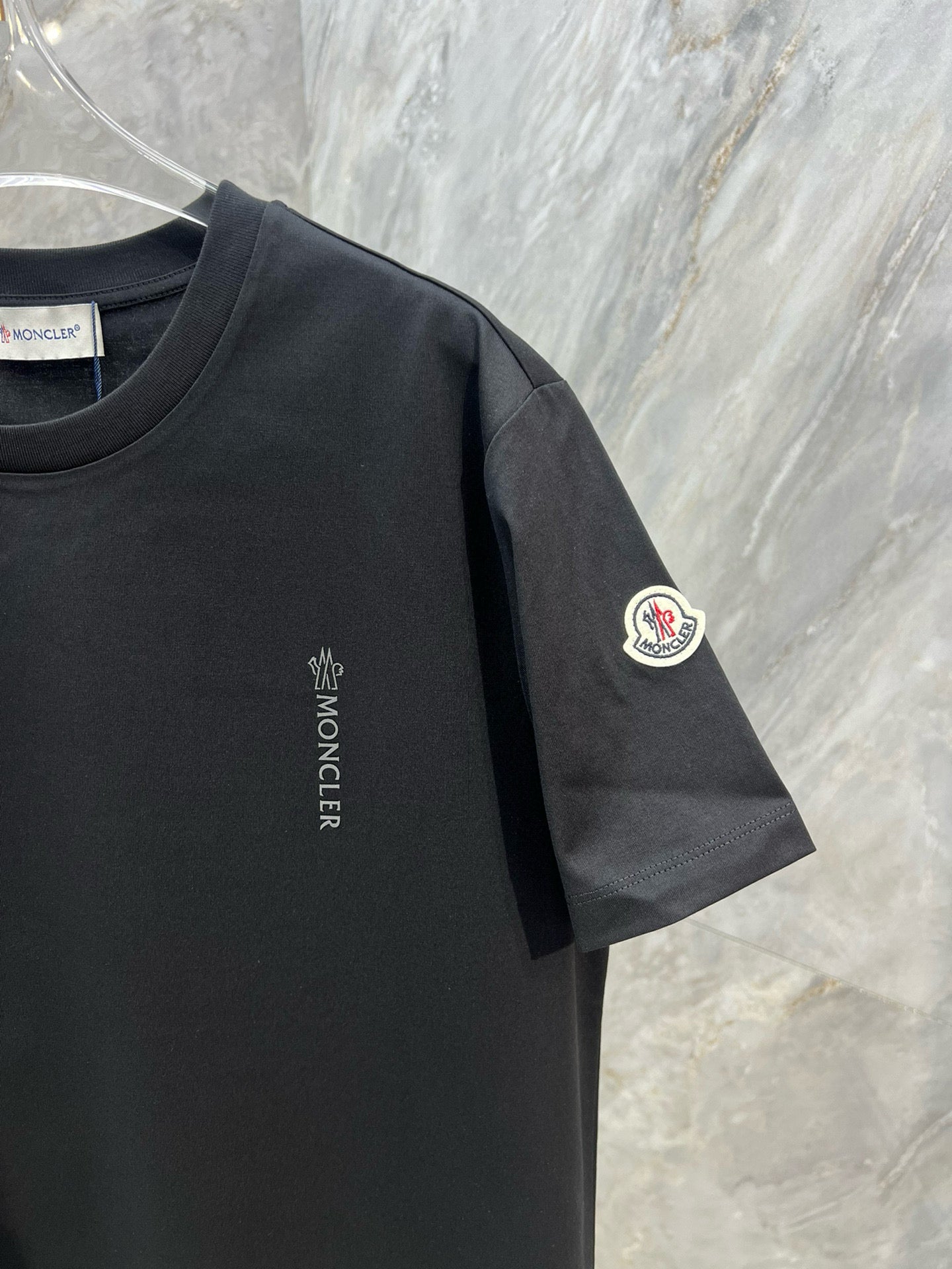 Moncler T-shirt