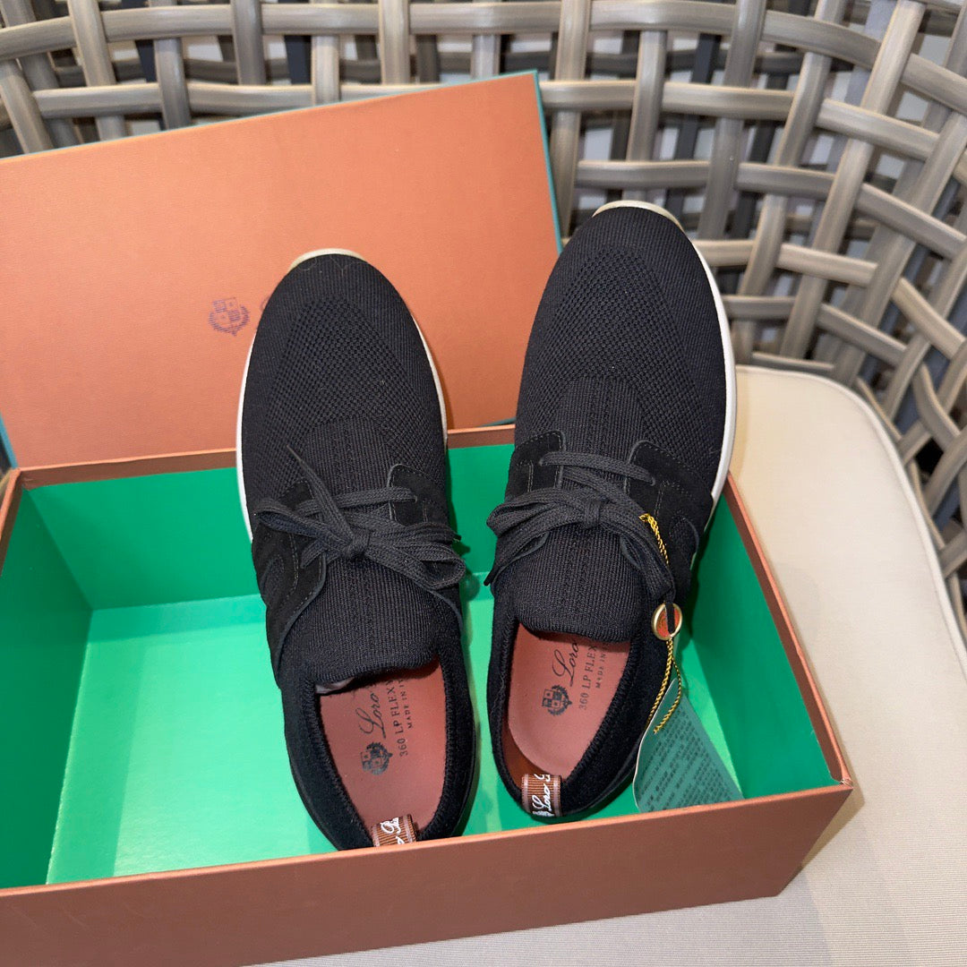 LP Sneakers