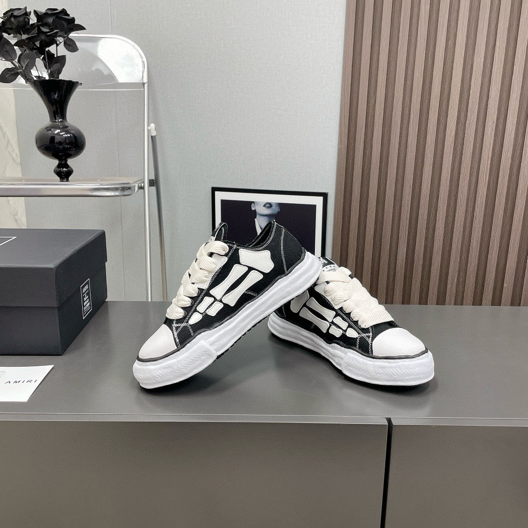 Amiri Sneakers