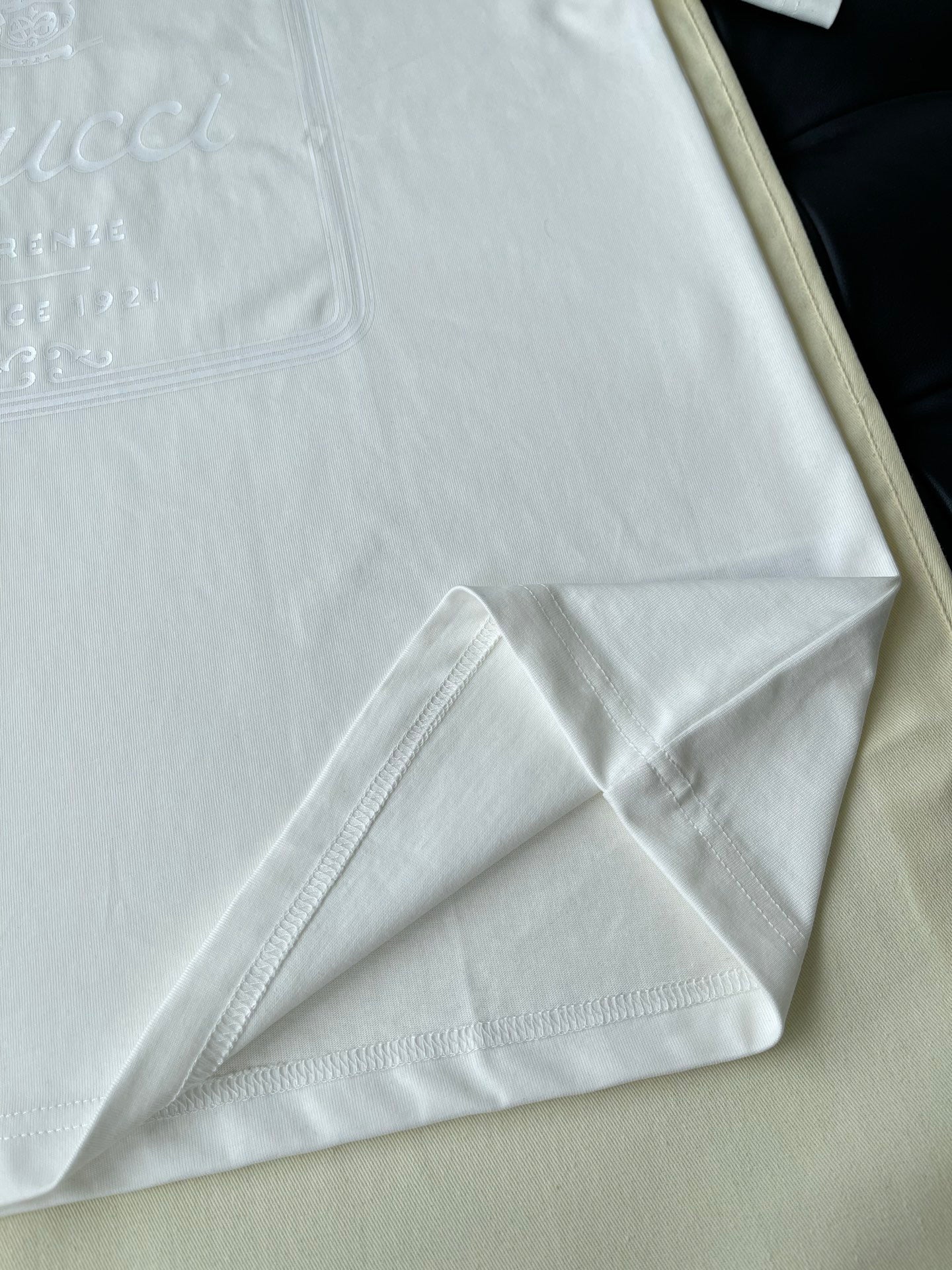 Gucci T-shirt