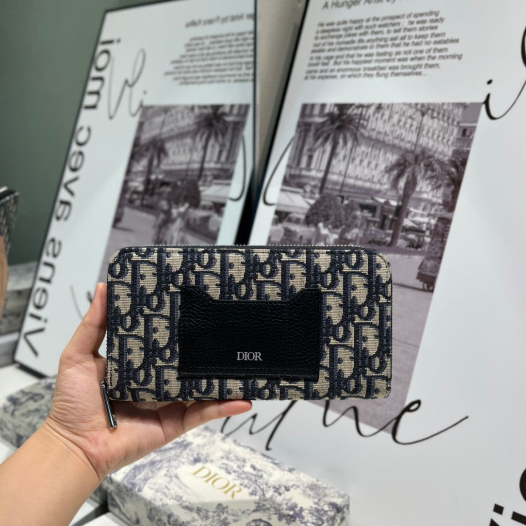 Dior Wallet