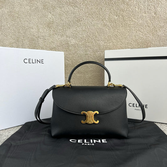 Celine Triomphe