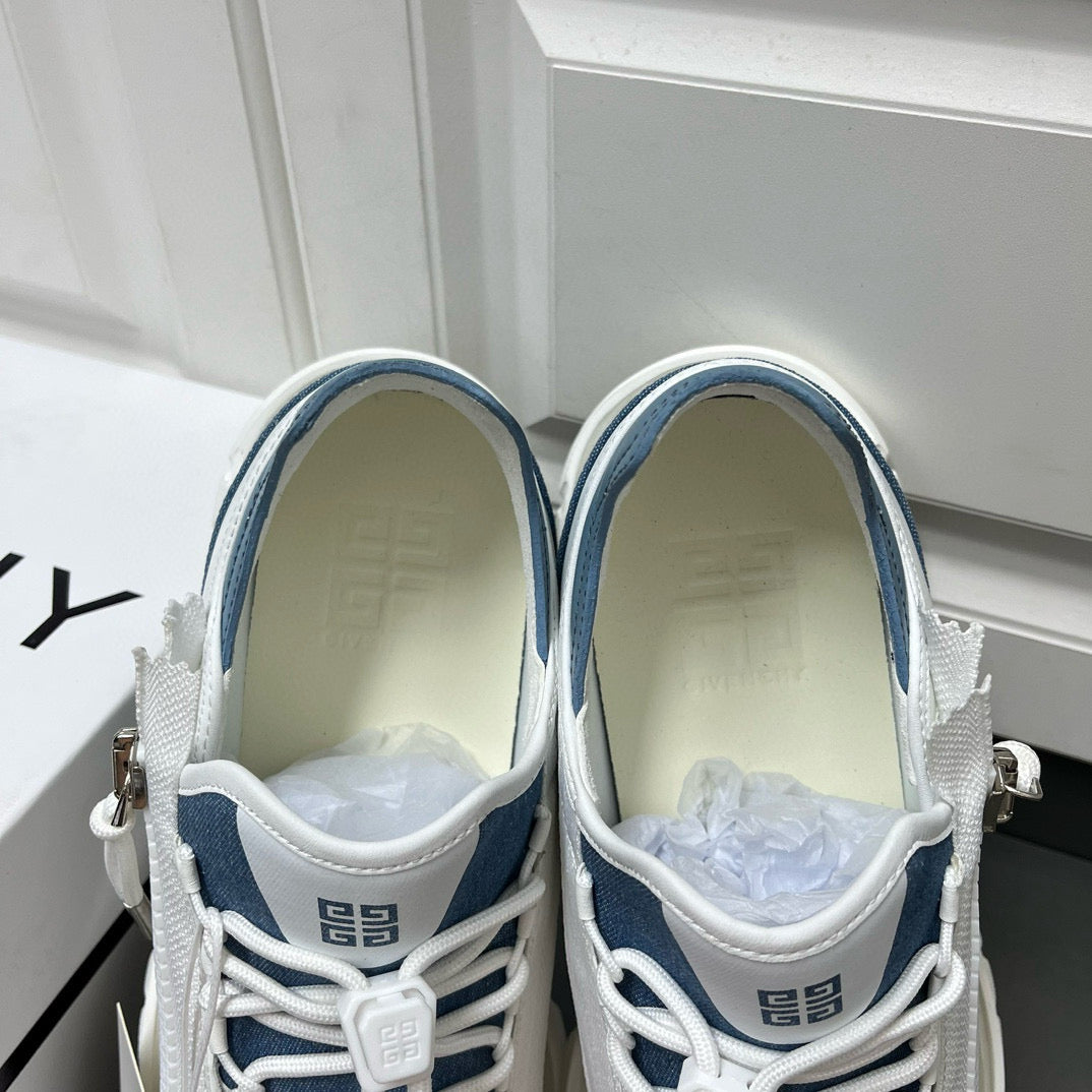 Givenchy Sneakers